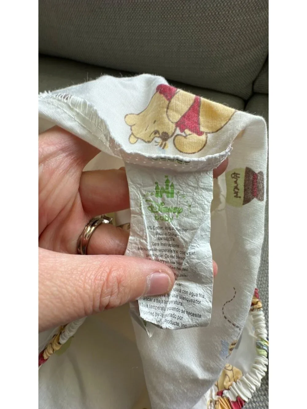 Vintage Disney Pooh tigger piglet fitted crib sheet